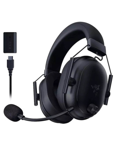 Razer BlackShark V2 HyperSpeed, Gaming Headset, Customized Dynamic 50 mm Driver, Oval Ear Cushions, 2.4 GHz wireless or Bluet