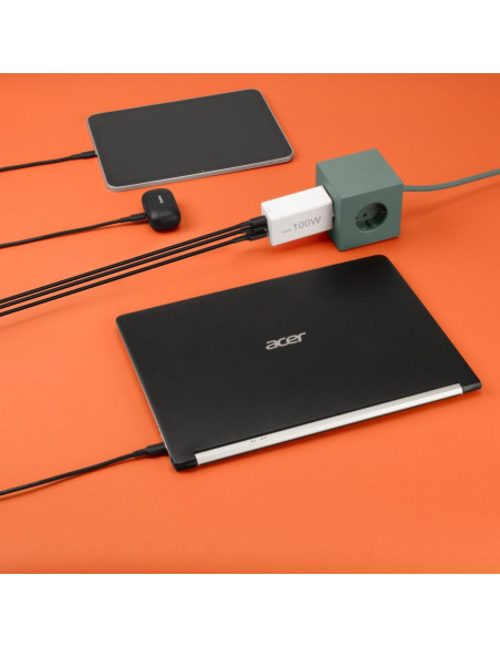 HAMA Бързо зарядно 220V, 100 W GaN, 2x USB-C PD, 1x USB-A QC