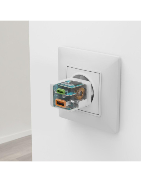 HAMA Бързо мини Gan зарядно, 30 W, 1x USB-C, 1x USB-A, PD, бял