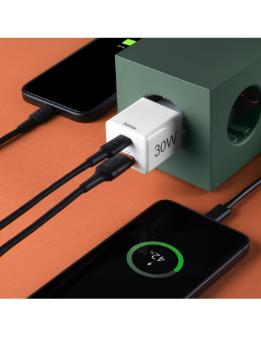 HAMA Бързо мини Gan зарядно, 30 W, 1x USB-C, 1x USB-A, PD, бял